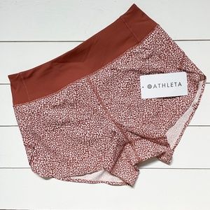 NWT Athleta Printed Run With It Shorts 3.5"